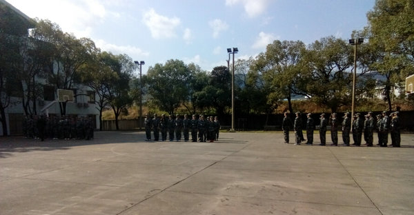 学校、企事业单位军事特训